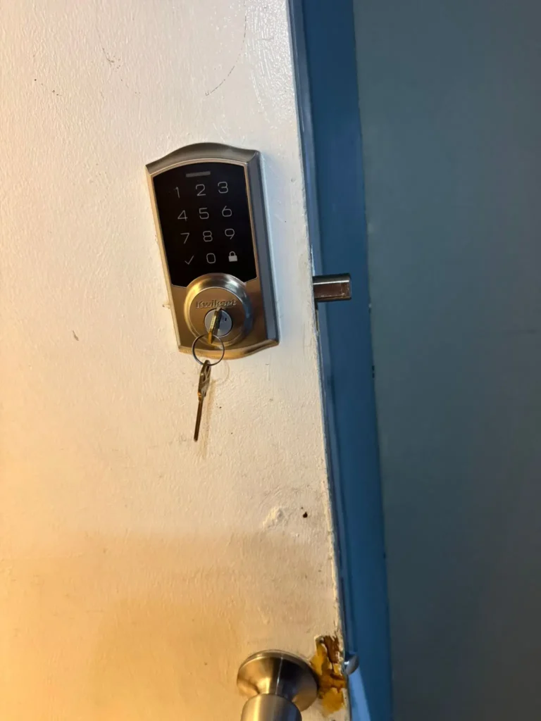 smart lock installation